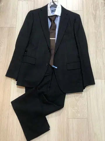 새상품급 타케오 키쿠치 수트 블랙 체크