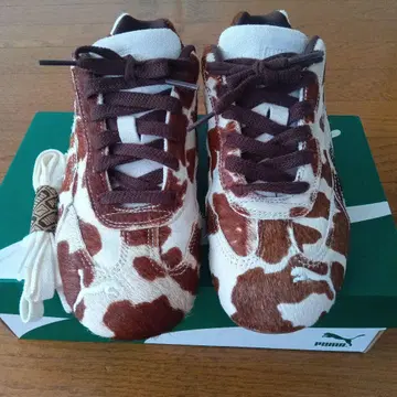 PUMA 새상품 스피드캣 카우 스니커즈 (23cm) 406141 01