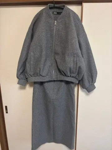 새상품급 ZARA 그레이 셋업 스커트 M