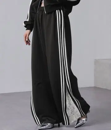 nui nullu 사이드 라인 밑단 시어 레이스 2WAY 트랙 팬츠