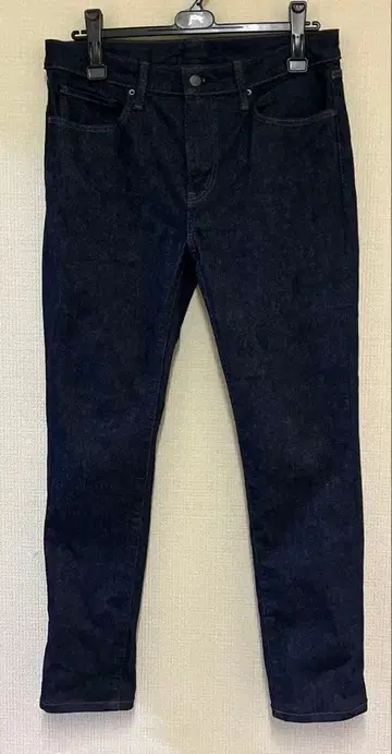 유니클로 울트라 스트레치 청바지 33인치 인심 73cm