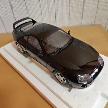 LCD MODELS 도요타 수프라 1/18 블랙 미니카