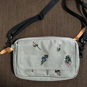 glanta 자수 꽃무늬 그레이 숄더백 포켓 많음