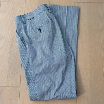 컨디션 최상 DESCENTE SRIXON 골프 팬츠 스트라이프 경량