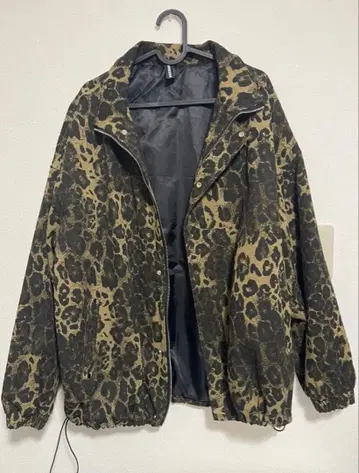 하이랜더 레오파드 디자인 블루종