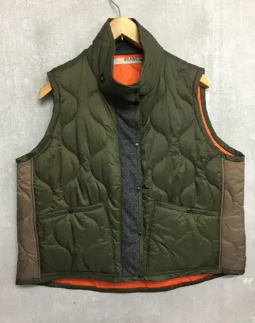 블랑바스크 배색 타프타 충전솜 퀼팅 베스트 새상품급 사이즈 38