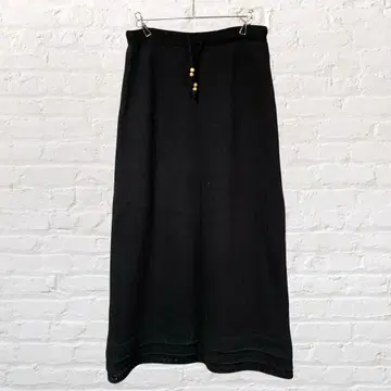 11885 BASHECINO 롱 니트 플레어 스커트 블랙 허리밴딩 M