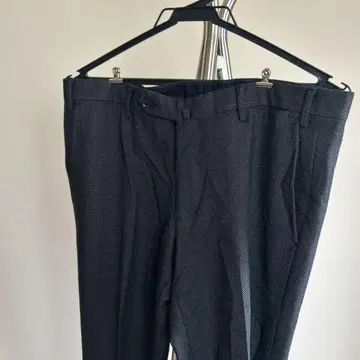 도트 무늬 블랙 슬랙스 폴리에스테르 혼방