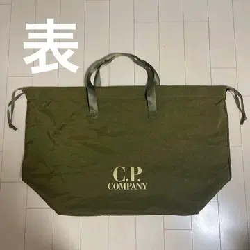 C.P. 컴퍼니 토트백 올리브