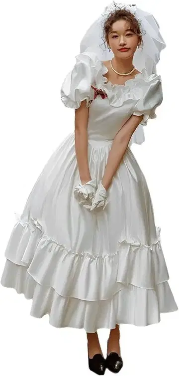 화이트 웨딩 드레스 프릴 퍼프 슬리브 촬영용