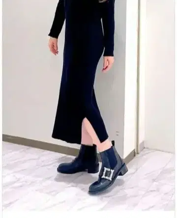 새상품급 스태커토 사이드고어 숏부츠 블랙 버클 포함 24.5