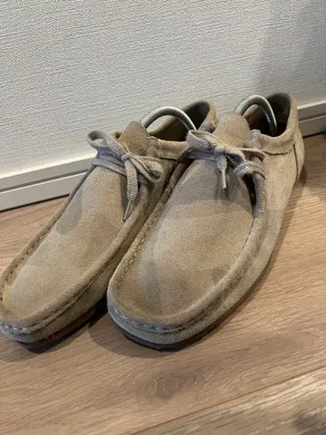 Clarks Originals 스웨이드 모카신 그레이