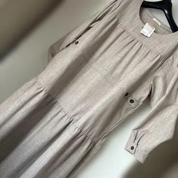 [새상품] 드럭 스토어즈 fu-ai 개더 절개 롱 원피스