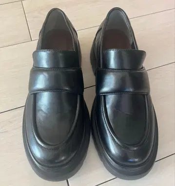 유나이티드 애로우즈 레더라이크 로퍼 우천 겸용