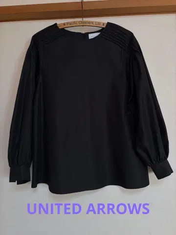 UNITED ARROWS 블랙 긴팔 셔츠 블라우스