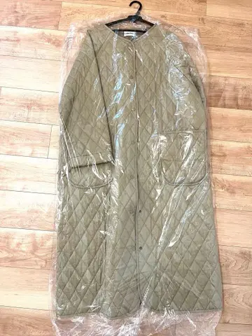 Libra Cue 리브라큐 카키 퀼팅 롱 코트