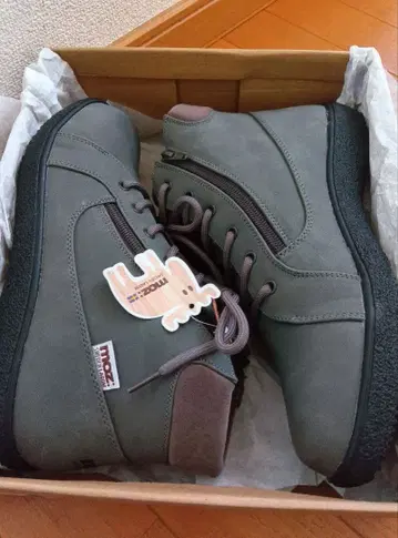 [ 새상품 LL 25cm~25.5cm 4E ] 모즈 지퍼 스니커즈 moz