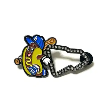 DODGERS DOG LOGO FLAME PIN