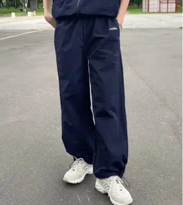 [ 새상품,미사용 ] 나일론 팬츠 네이비