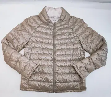 유니클로 울트라 라이트 다운 자켓 M 여성용 UNIQLO