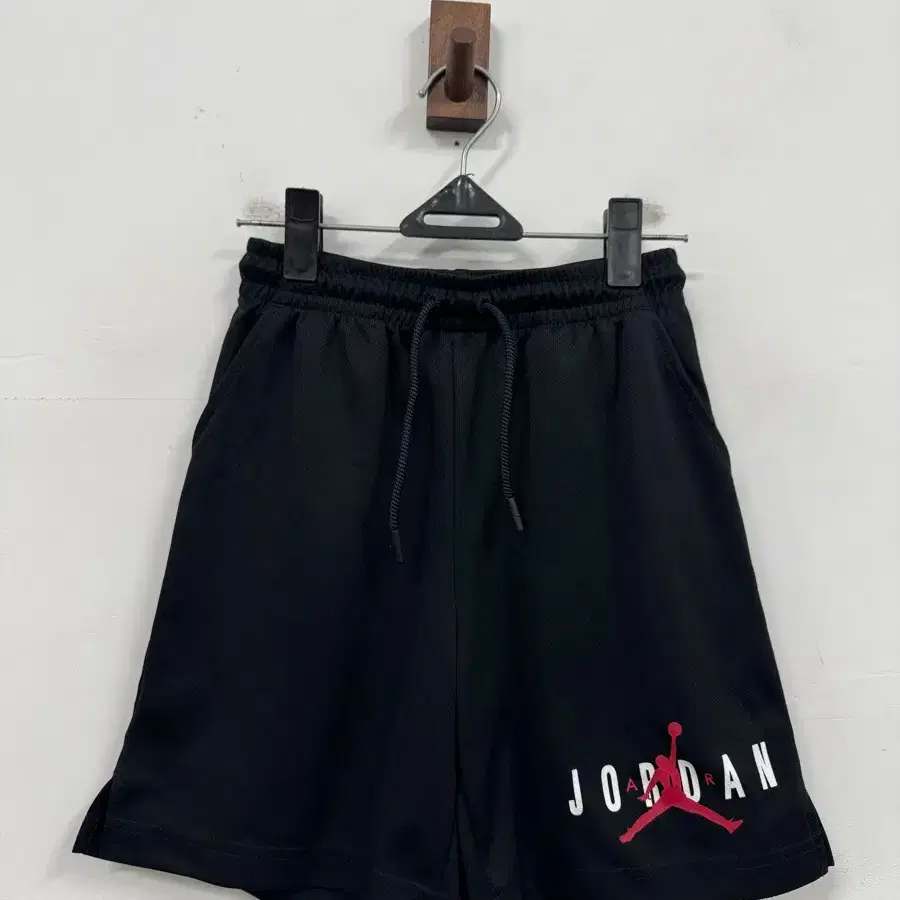 (10-12y&frasl;132-147cm) Jordan Kids Shorts