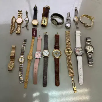 여성용 손목시계 세트 정크 묶음 판매 19개