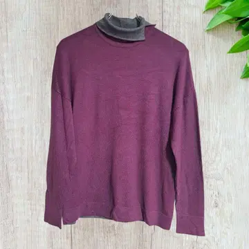 DoCLASSE 옷깃/소매 디자인 와인 레드 터틀넥 스웨터 L 사이즈