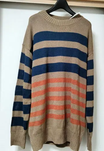 미사용 새상품 Give ReCollection 스트라이프 긴팔 스웨터