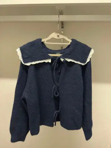 BDG 네이비 프릴 가디건 S-P