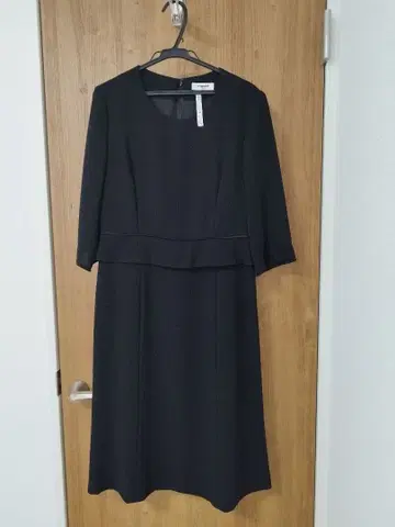 블랙 원피스 수트 (자켓 포함)