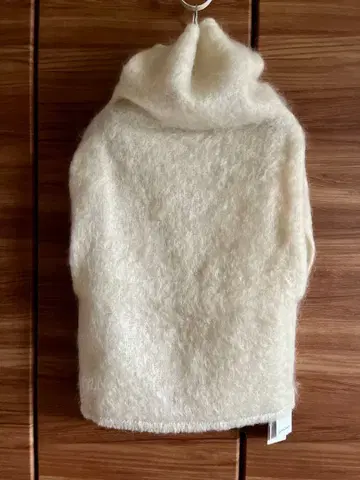 장폴 노트 KNOTT 니트 베스트 데프레 투모로우랜드 새상품