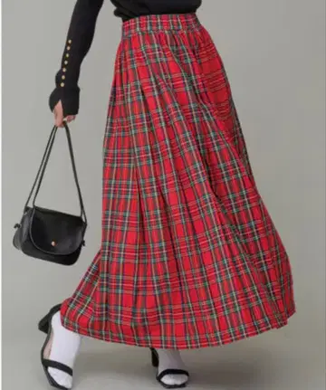 [ 새상품급 ] LAVEANGE 타탄 체크 플리츠 스커트 M