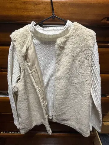 아이보리 퍼 베스트 L 사이즈