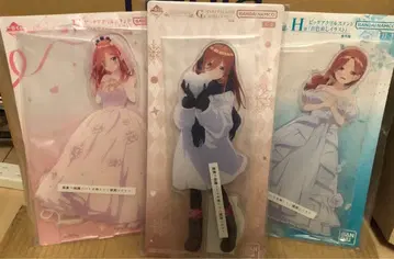 제일복권 5등분의 신부 미쿠 아크릴 스탠드 색상 변경 따뜻함 웨딩 세트