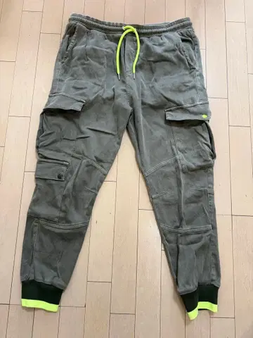 Desigual (데시구알) 조거 카고 팬츠 NERON (그린)