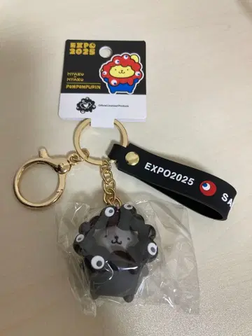 산리오 미야쿠미야쿠 블랙 폼폼푸딩 입체 마스코트 키링