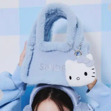 미개봉 신상 SNIDEL [ HELLO KITTY ] 백 LBLU