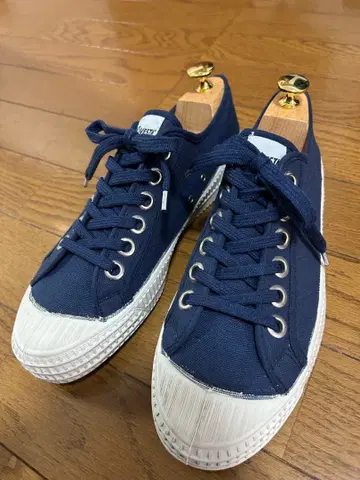 NOVESTA 네이비 40 캔버스 로우컷 스니커즈 노베스타