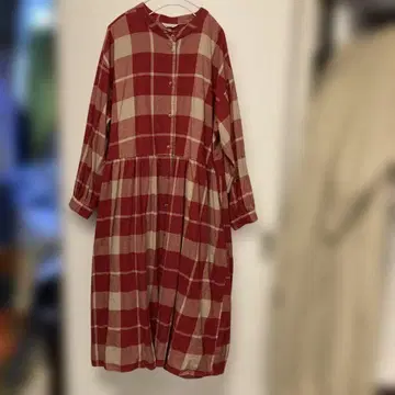 사만사 모스모스 패턴 모듬 빵 칼라 셔츠 원피스 레드