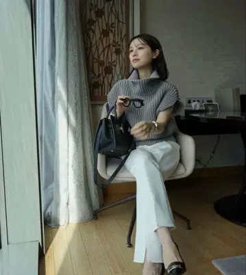 laubeblanc High-neck Knit Tops