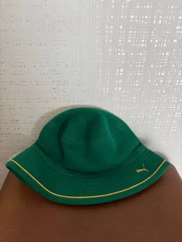 푸마 버킷햇 그린 컬러 옐로우 컬러 타월 원단