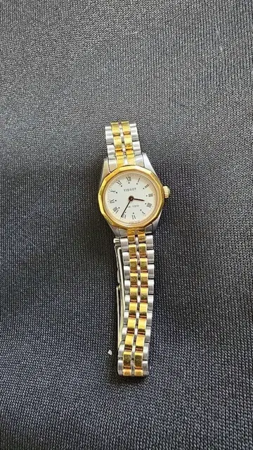 TISSOT 티쏘 두침 손목시계