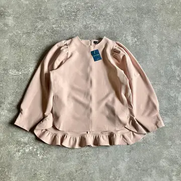 [ Secret Trophy ] 2024년제 백 프릴 풀오버 38