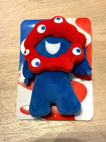 오사카 만박 공식 미야쿠미야쿠 브로치 쁘띠 마스코트 누이 배치 전신