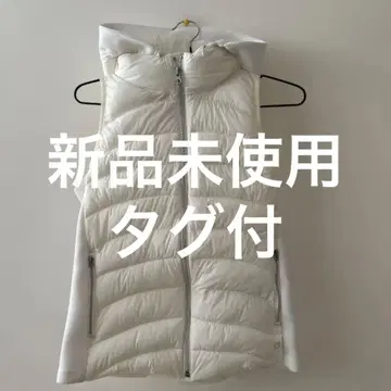 GAP Fit 다운 베스트 화이트 S