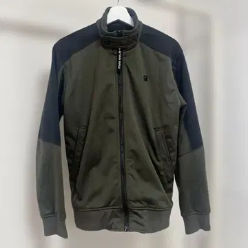 G-STAR RAW 올리브 그린 점퍼