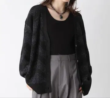 JEANASIS 랜덤 키라메 자카드 V넥 가디건