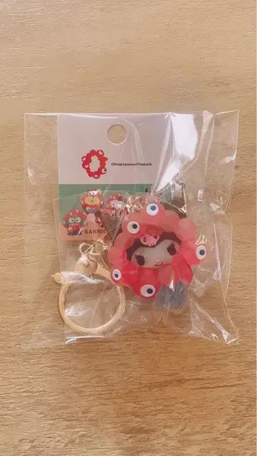 산리오 미야쿠미야쿠 클리어 컬러 쿠로미