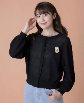 [ SM2 ] [ 유베시 콜라보 ] 브로치 포함 2WAY 니트