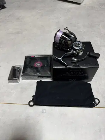 [컨디션 최상] 다이와 24 에어리티 LT2500S-XH-QD 외